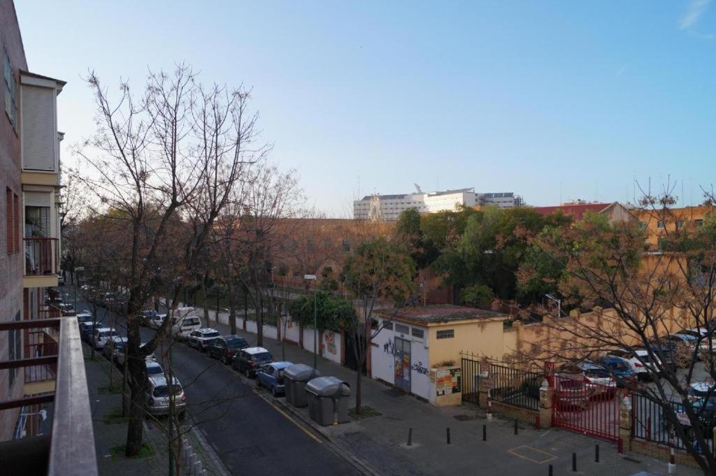 Fray Isidoro Apartment Seville Luaran gambar
